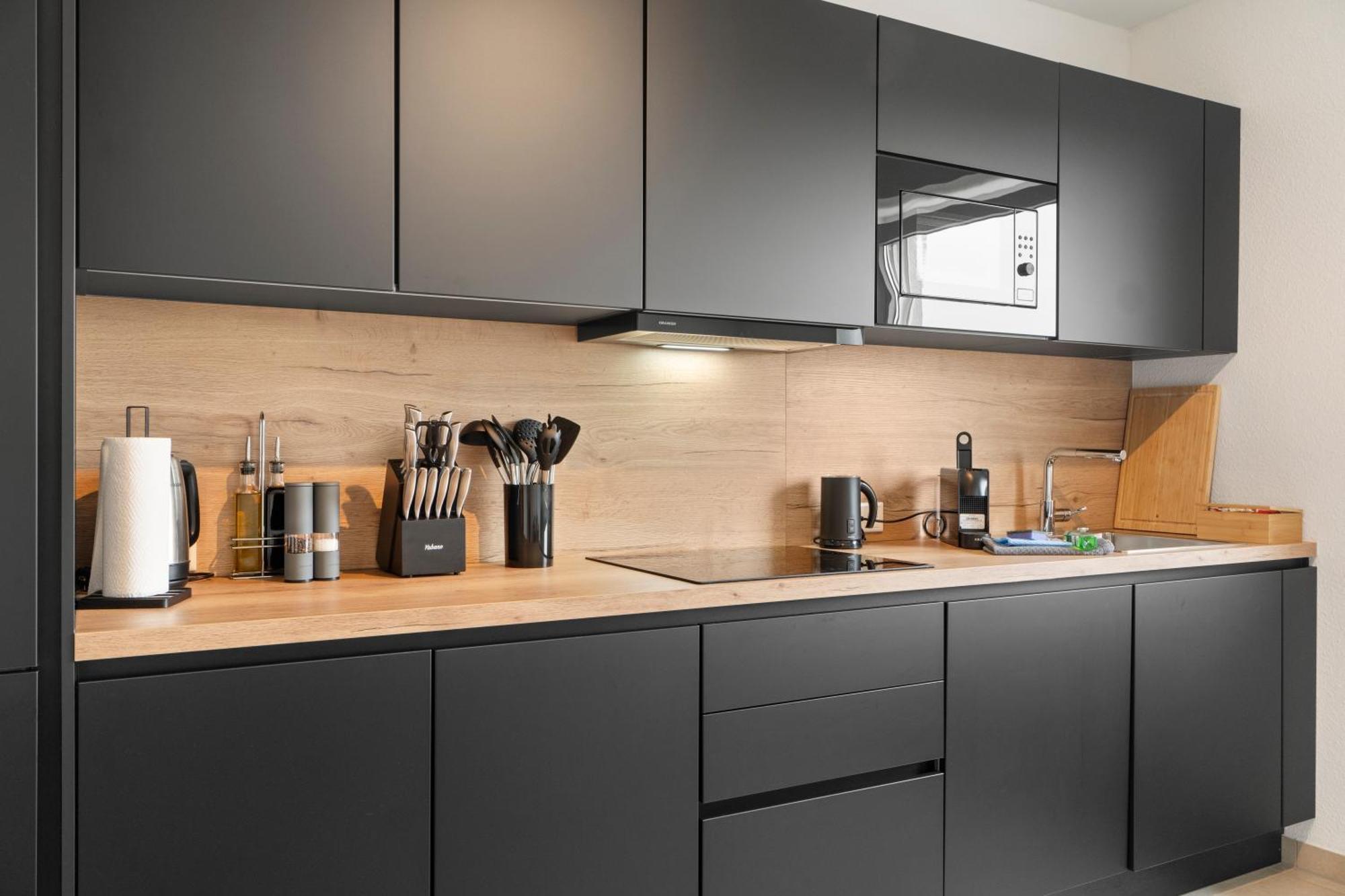 *Top* Moderne Wohnung - Naehe Koeln: Dom, Messe, Flughafen, Lanxess-Arena แบร์กิชกลัดบัค ภายนอก รูปภาพ