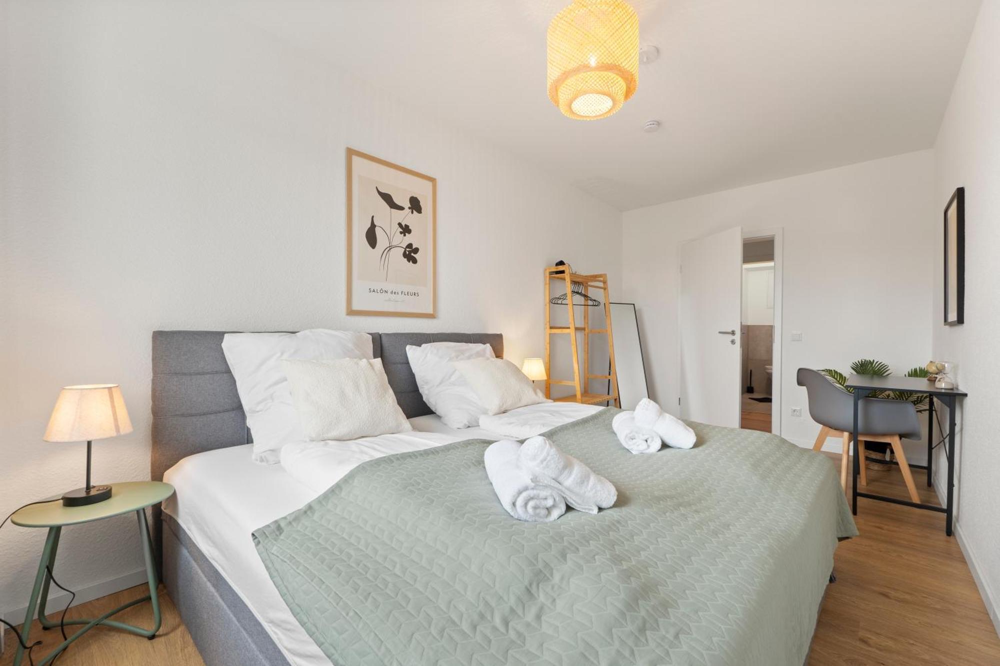 *Top* Moderne Wohnung - Naehe Koeln: Dom, Messe, Flughafen, Lanxess-Arena แบร์กิชกลัดบัค ภายนอก รูปภาพ
